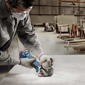 Bosch 125mm / 5 inch 18V Heavy Duty Cordless Angle Grinder (Brushless), GWS18V-10 (Solo)