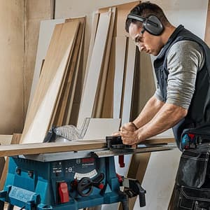 Bosch 1800 W / 254 mm Professional Powerful & Large Cutting Capacity Table Saw, GTS 254