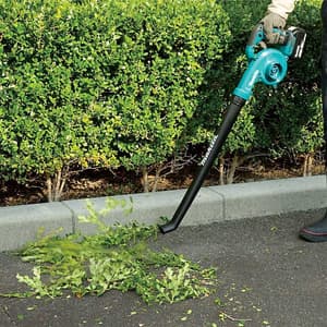 Makita 18V LXT Cordless Variable 3-Speed Blower with Rapid Charger & 1 Pcs 5.0Ah Battery, DUB186RT