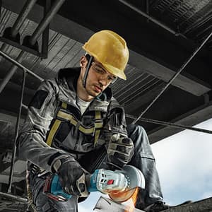 Bosch 100mm / 4 inch 18V Professional Cordless Angle Grinder, GWS 180-LI (Solo)