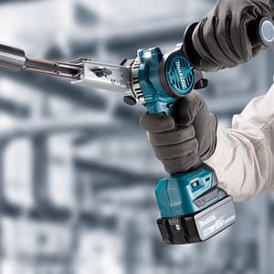 Makita 18V LXT BL 533 mm (21") Cordless Belt Sander with Rapid Charger & 2 Pcs 5.0Ah Batteries, DBS180RTJ