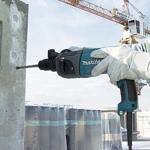 Makita 22mm (7/8") 710W SDS-PLUS Rotary Hammer, HR2230