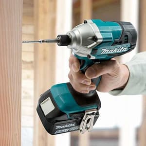 Makita 18V LXT Li-Ion 155 Nm Cordless Impact Driver with Rapid Charger & 2 Pcs 3.0Ah Batteries, DTD156SFE