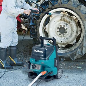 Makita 40Vmax XGT BL 11.5 MPa Cordless High Pressure Washer with Rapid Charger & 1 Pcs 5.0Ah Batteries, HW001GT201