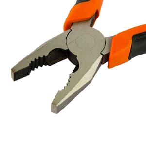 Black+Decker 6 inch / 160 mm Combination Pliers, BDHT81587