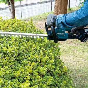 Makita 18V LXT BL 50 cm (19-3/4") Cordless Hedge Trimmer (Bare Tool), DUH506Z