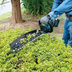 Makita 18V LXT BL 50 cm (19-3/4") Cordless Hedge Trimmer (Bare Tool), DUH506Z